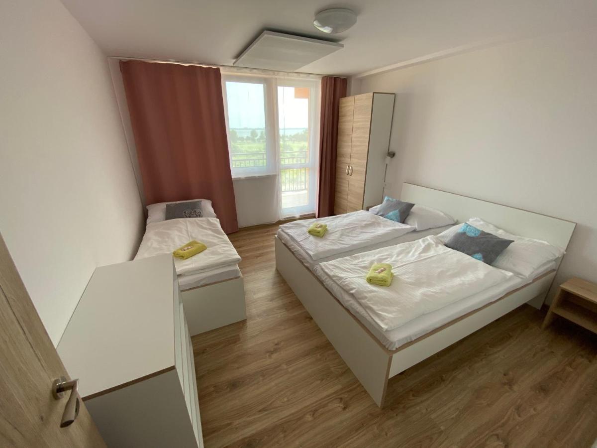 Hotel Felicia Kaluža Zewnętrze zdjęcie