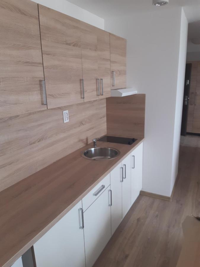 Hotel Felicia Kaluža Zewnętrze zdjęcie