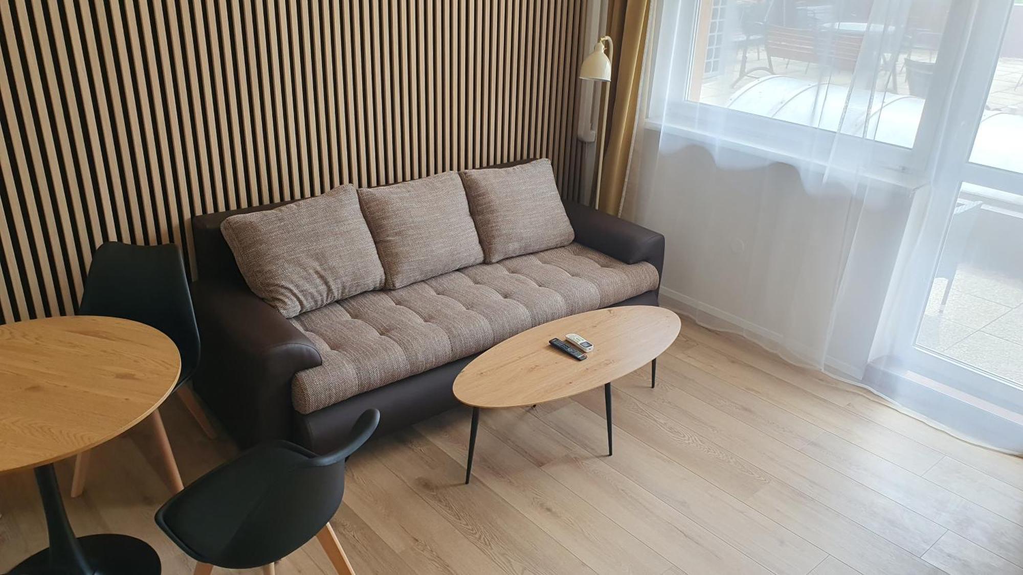 Hotel Felicia Kaluža Zewnętrze zdjęcie