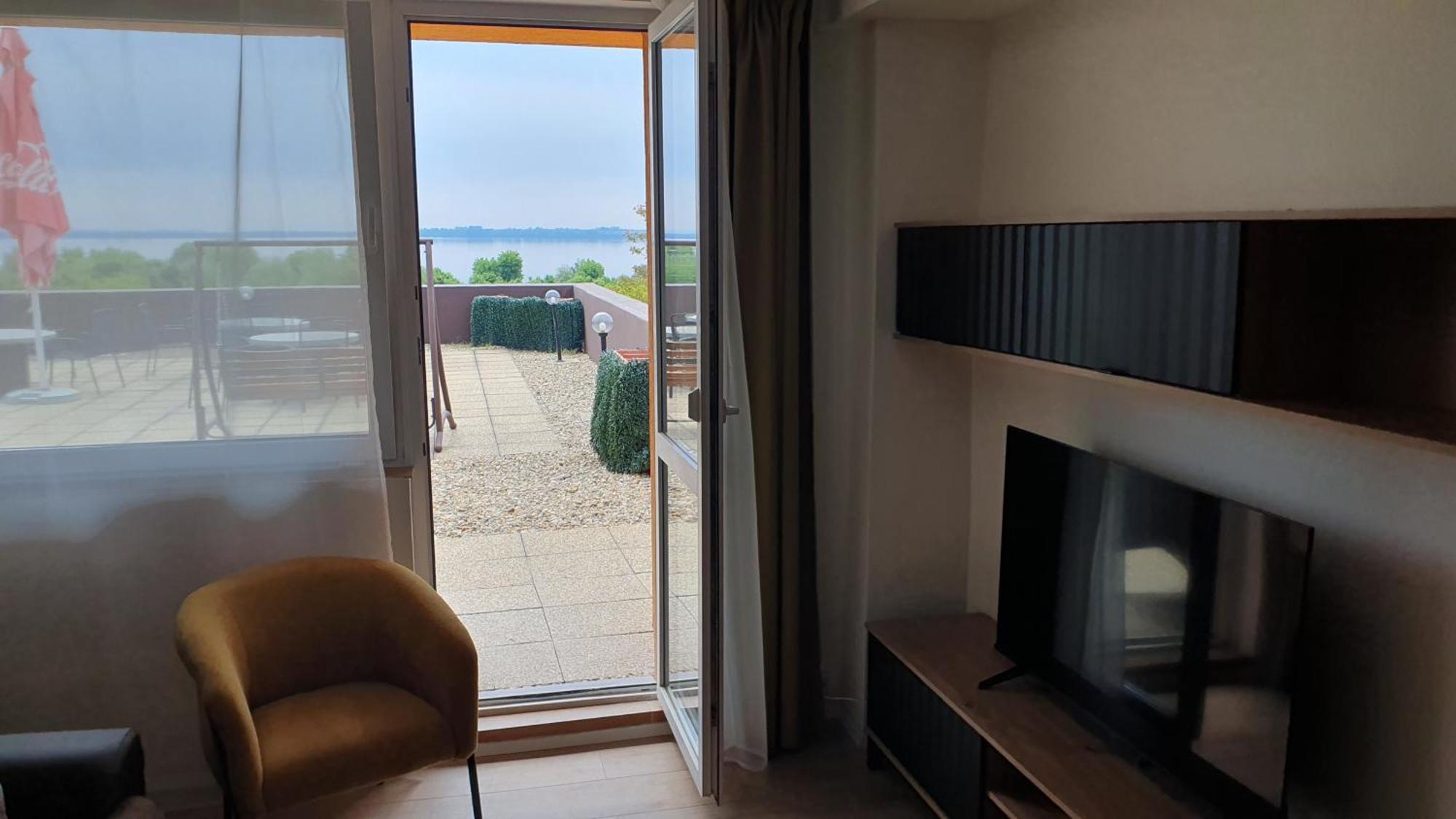 Hotel Felicia Kaluža Zewnętrze zdjęcie